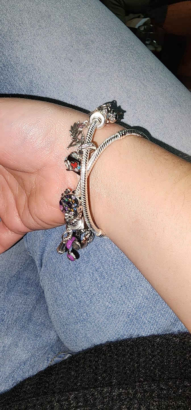 Customer photo review of Charm Conchita de Mar con Perla