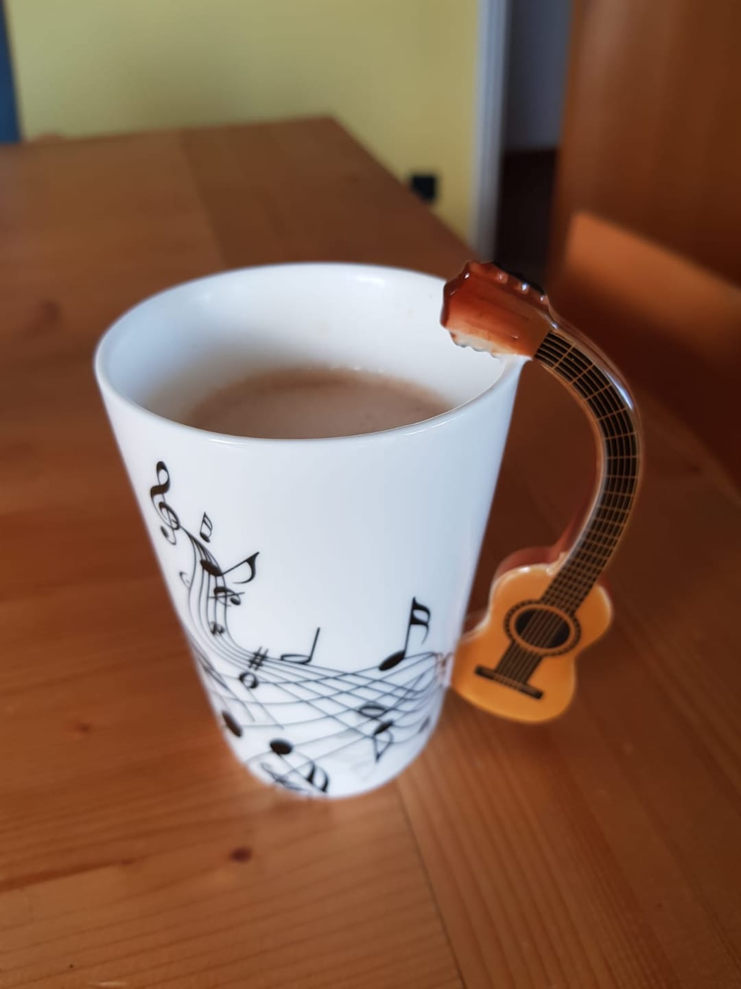 Customer photo review of Originelle Tasse – Gitarre