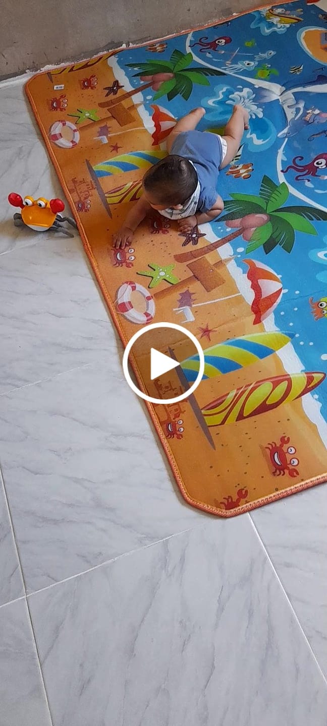 Customer video review of Juguete de Arrastre Cangrejo Con Luces y Sonido