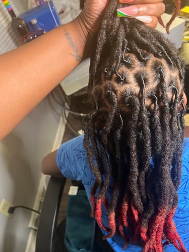 Customer photo review of Sleek Locs Retwist Gel 8oz.