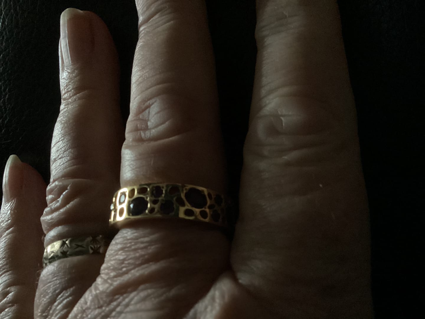 Customer photo review of Amethyst Lattice Band Ring