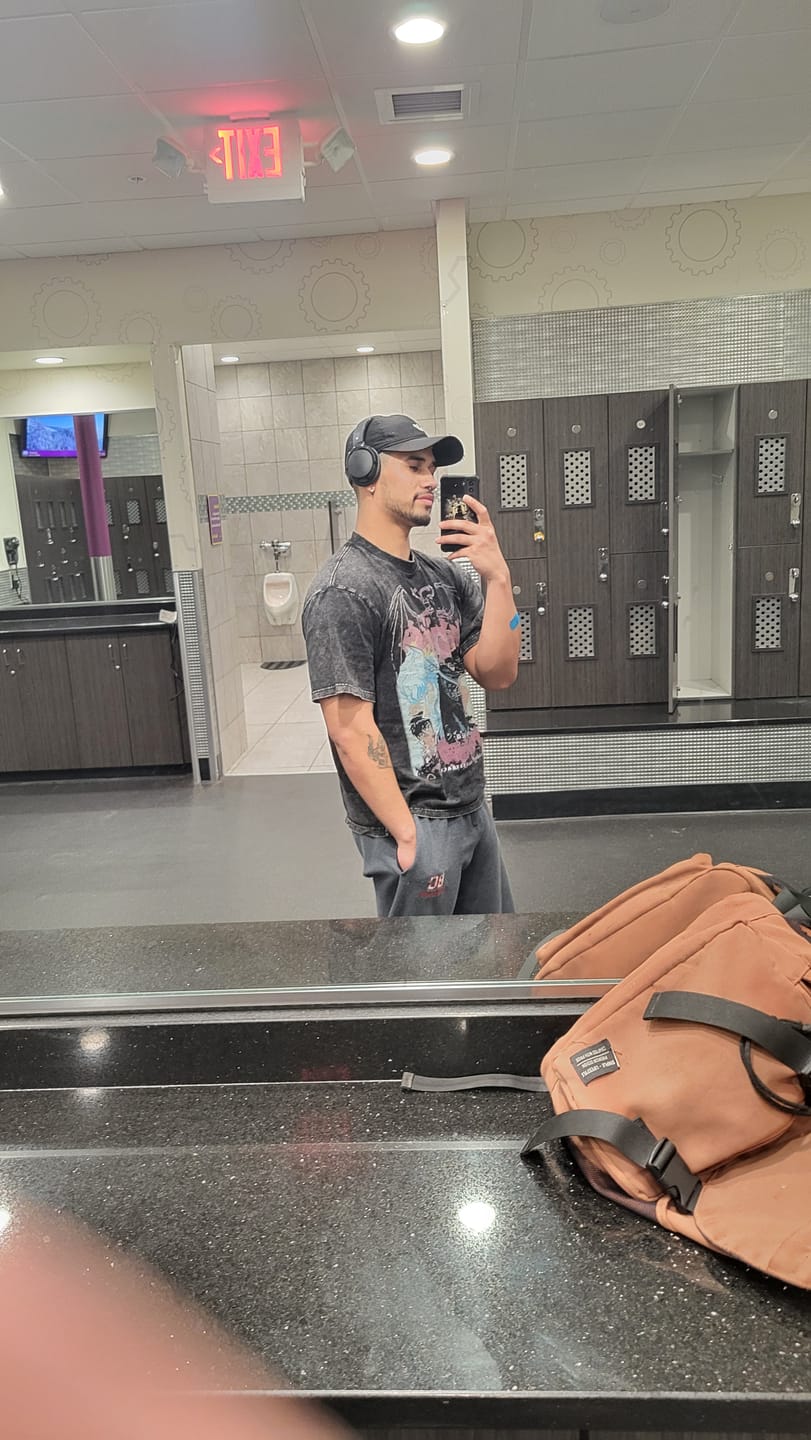 Customer photo review of 1997 OS VINYL COVER VINTAGE TEE
