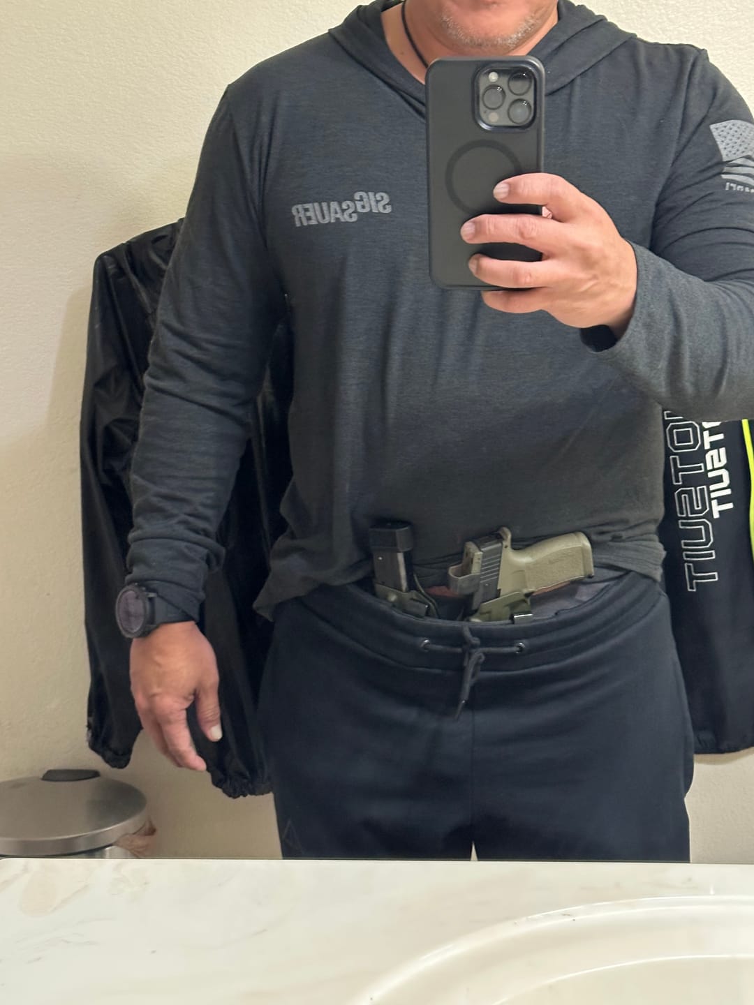 Customer photo review of Carrier Joggers Mk.II - Midnight Black