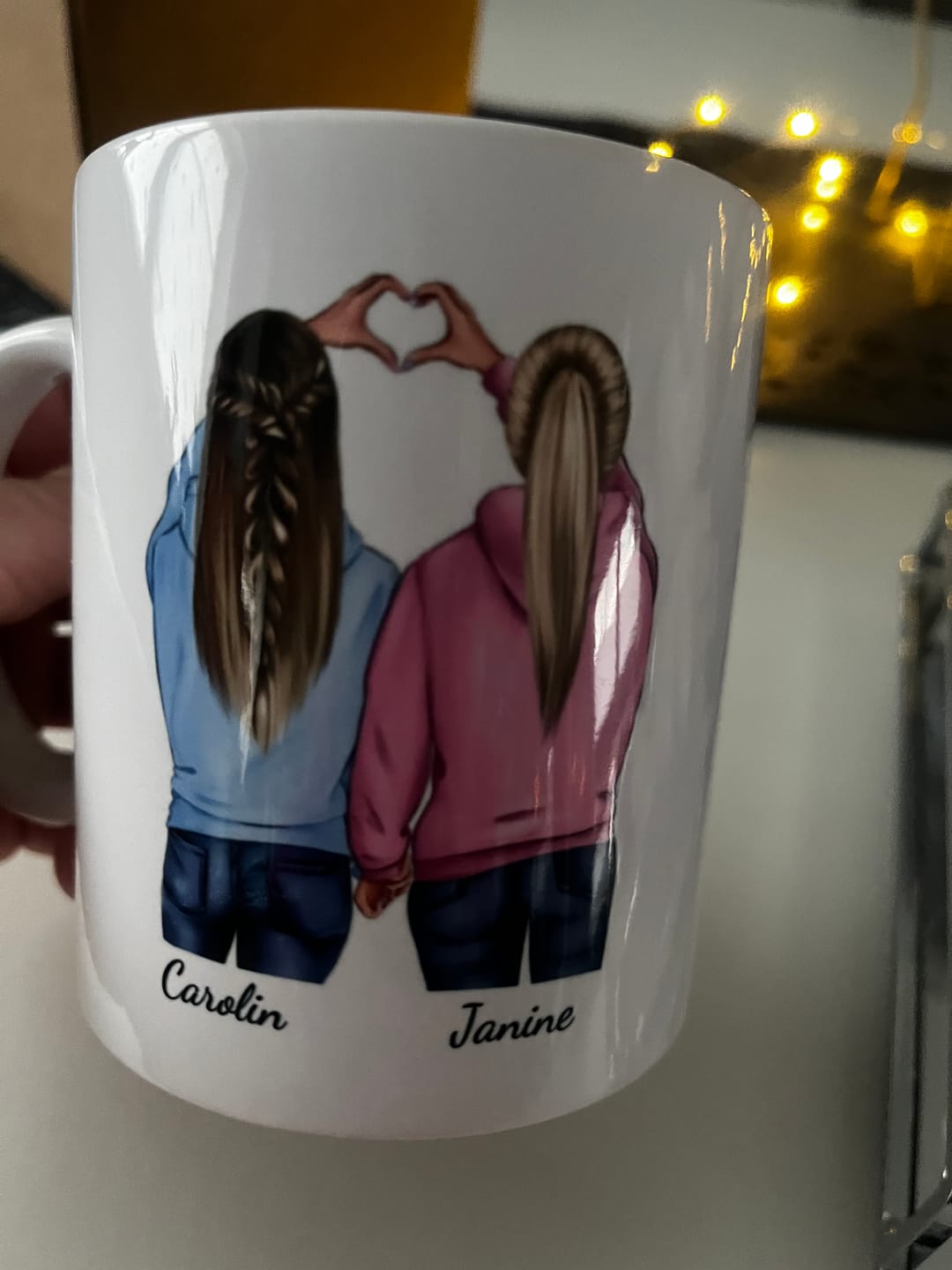 Customer photo review of Winter Besties - Personalisierte Tasse