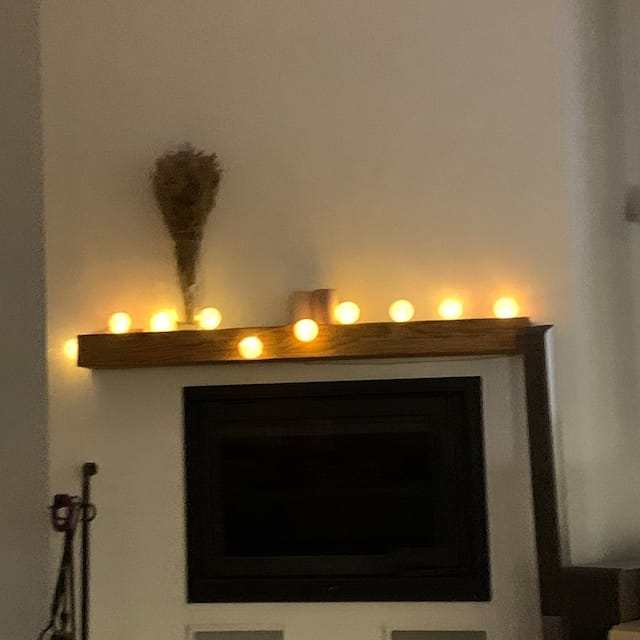 Customer photo review of Floating Oak Mantle Beam 9.5cm x 9.5cm