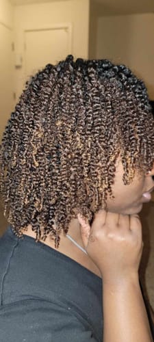 Customer photo review of NEW Jamaican Sun Splash Natural Leave in Conditioner & Detangler Spray | 8oz & 16oz