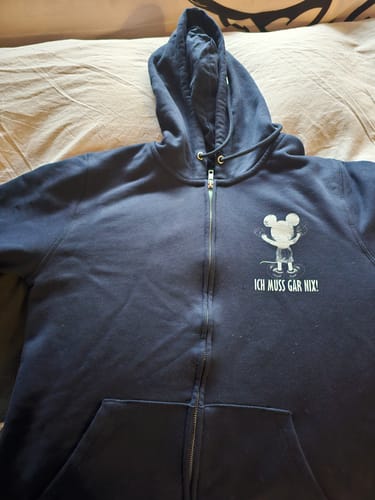 Customer photo review of ICH MUSS GAR NIX Beidseitig bedruckt Zipper