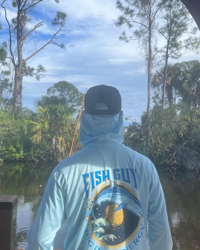 Customer photo review of Mako Moon Performance Tee