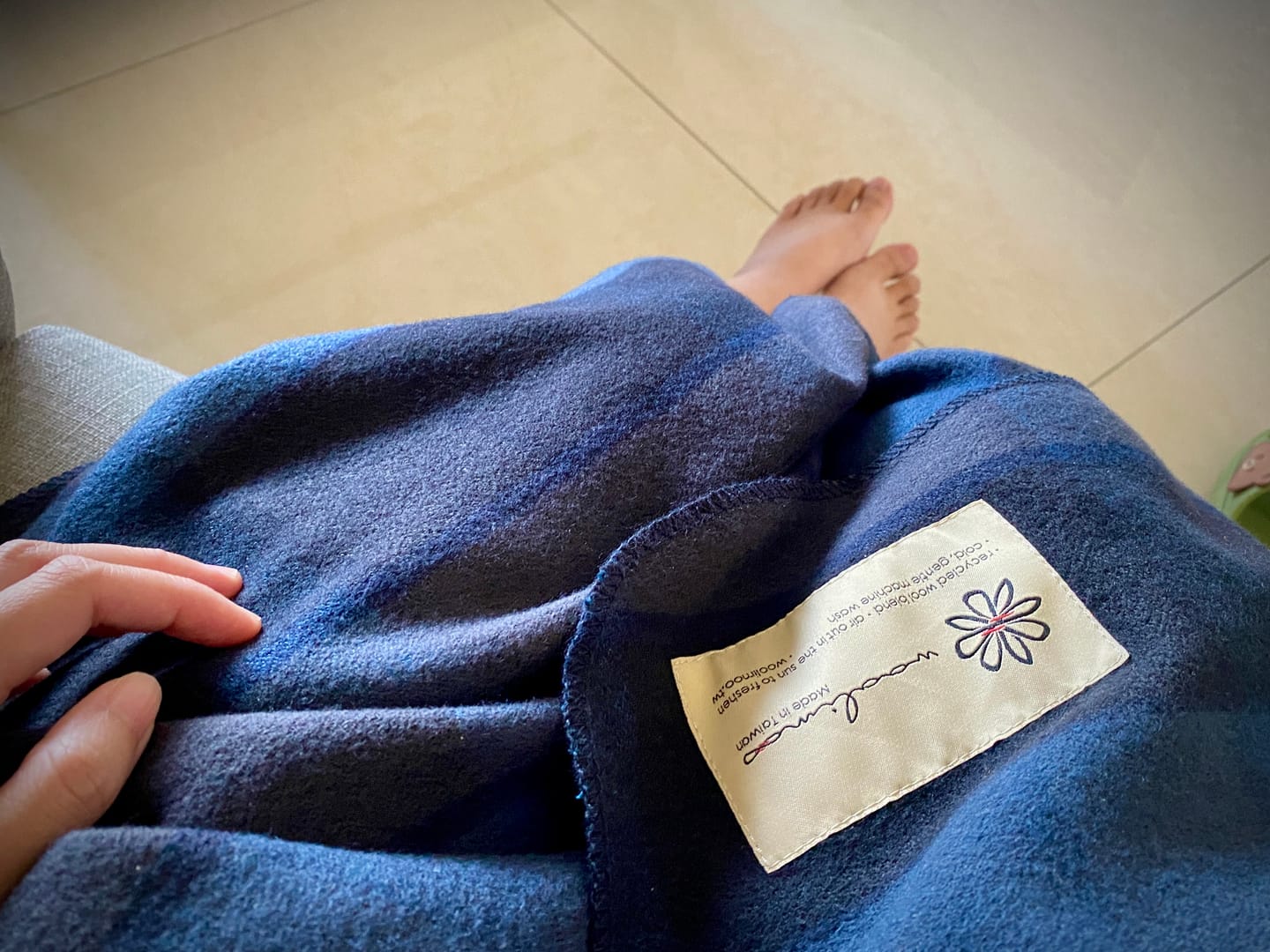 Customer photo review of CHECK749 經典格紋美麗諾羊毛毯（小）