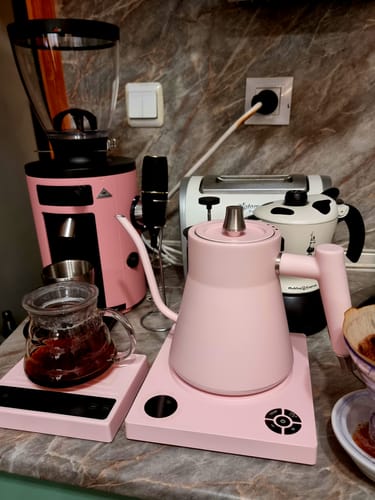 Customer photo review of Electric Kettle + Precision Scale Bundle