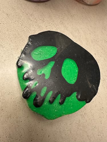 Customer photo review of Poison Apple  Bath Bomb (caramel apple)