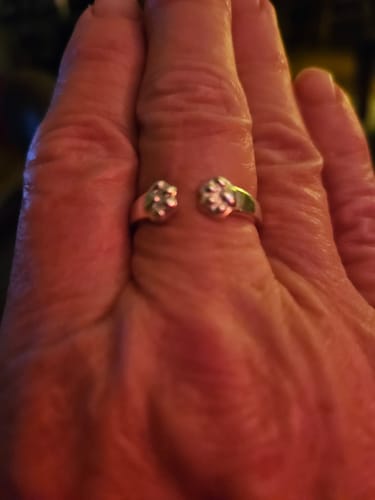 Customer photo review of Paw Hug Ring