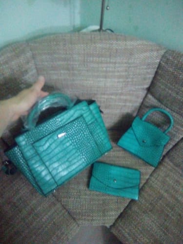 Customer photo review of Geanta Michela- set 3 piese