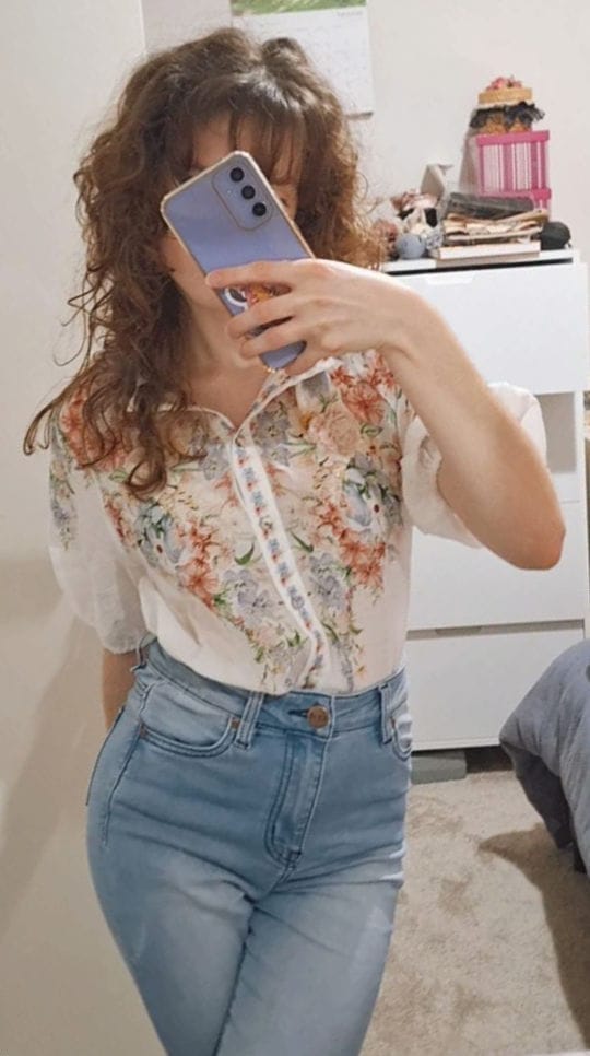 Customer photo review of Impact High Waisted Skinny Jeans - Blue Sky Knee Rips