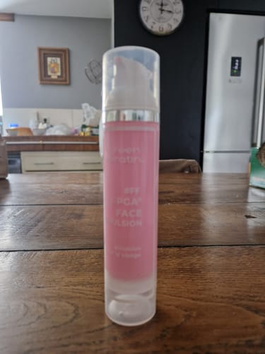 Customer photo review of Y-PGA Emulsion pour le visage, Sans Parfum