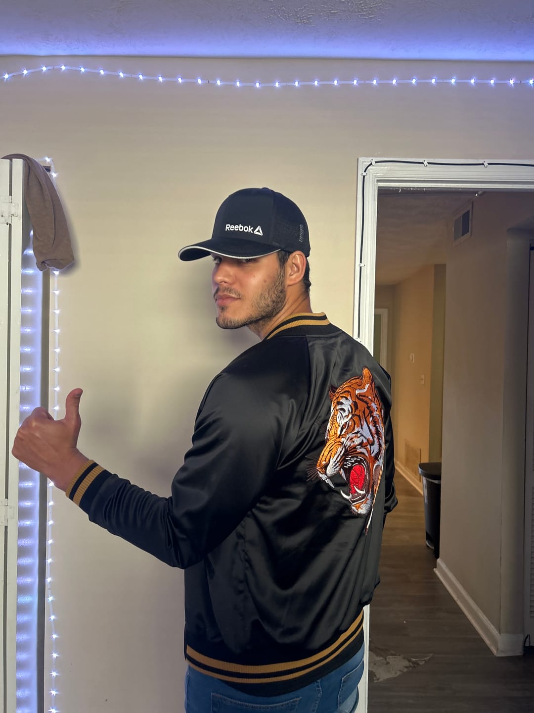 Customer photo review of Roaring Tiger Sukajan Souvenir Jacket