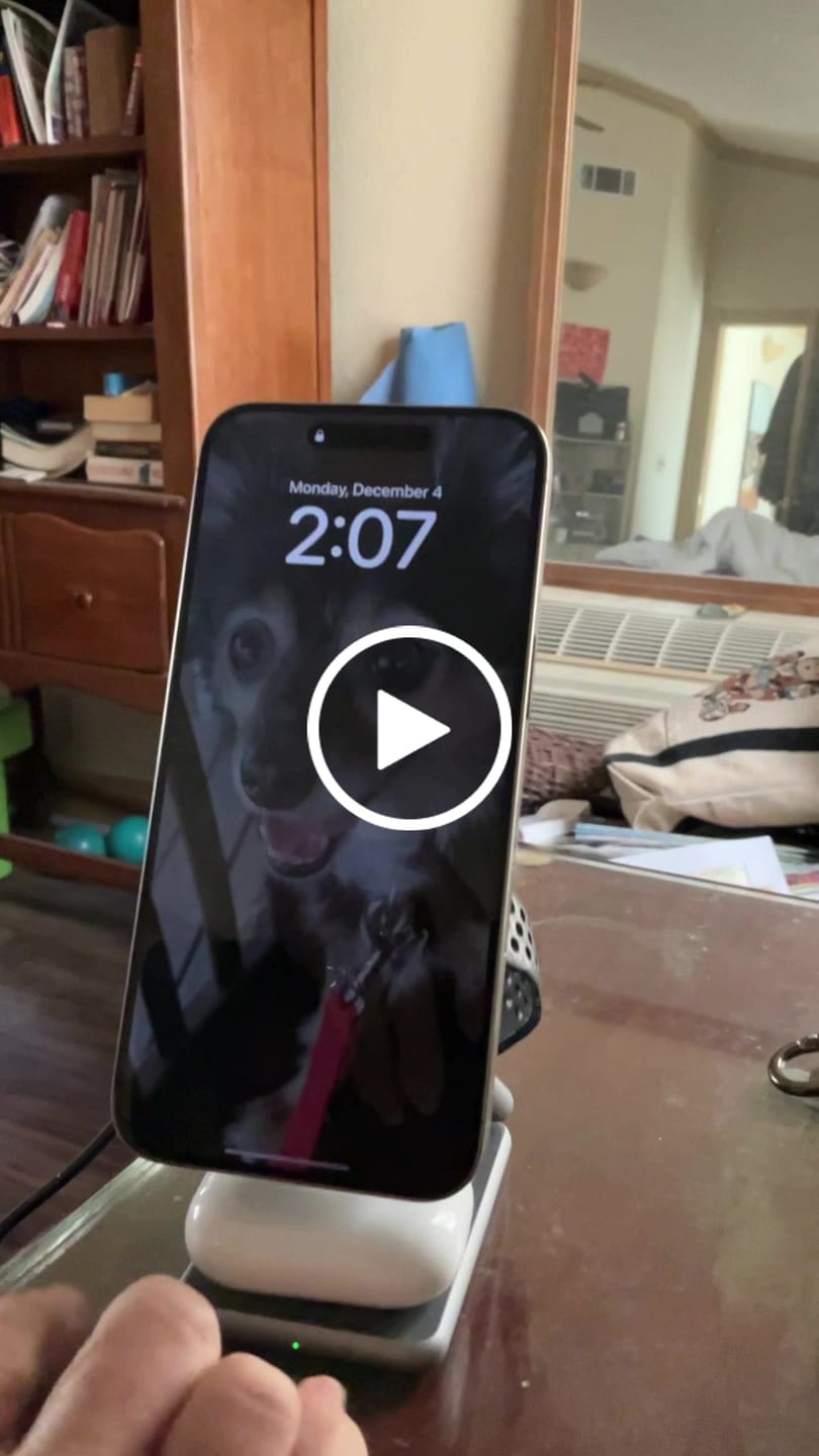 Customer video review of MagFold Pro Qi2