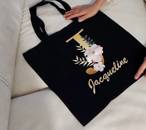 Customer photo review of Tote Bag noir Jacqueline Lettre Fleur