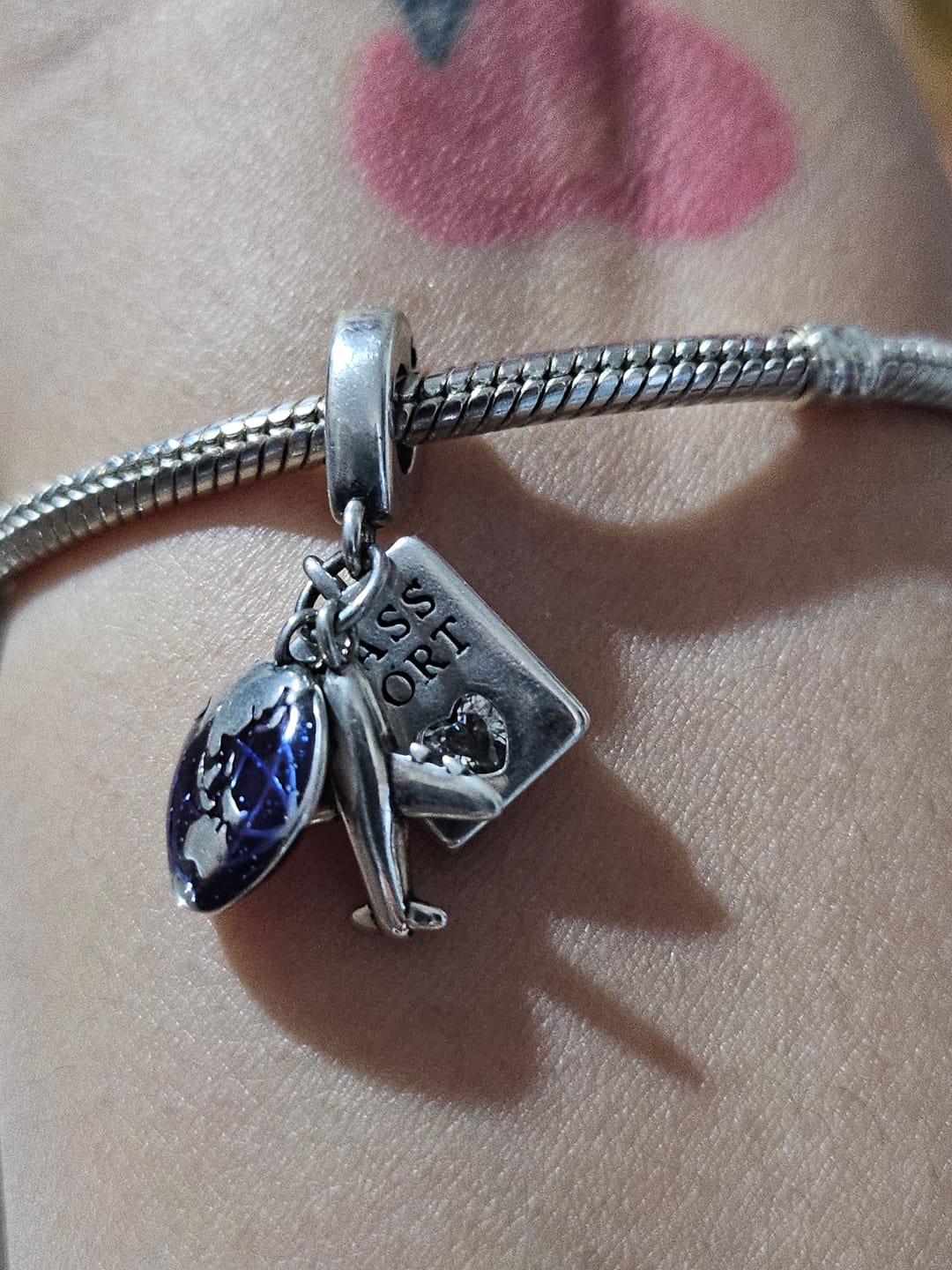 Customer photo review of Charm Aventurero