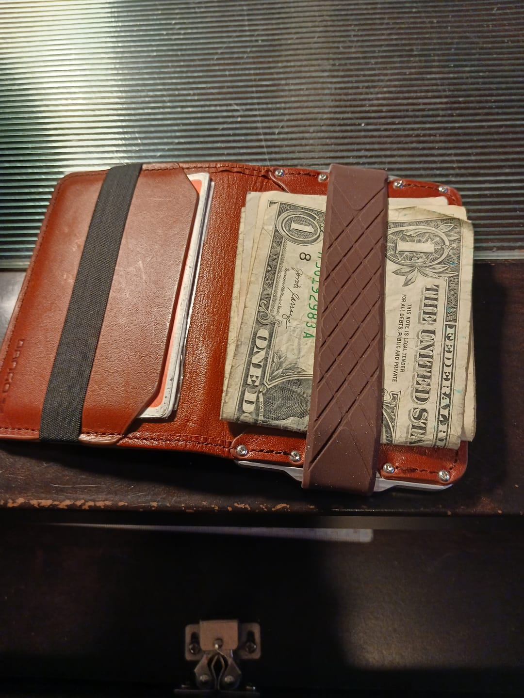 Customer photo review of HORIZONTAL WALLET BANDS (D-Series and T-Series Wallets)