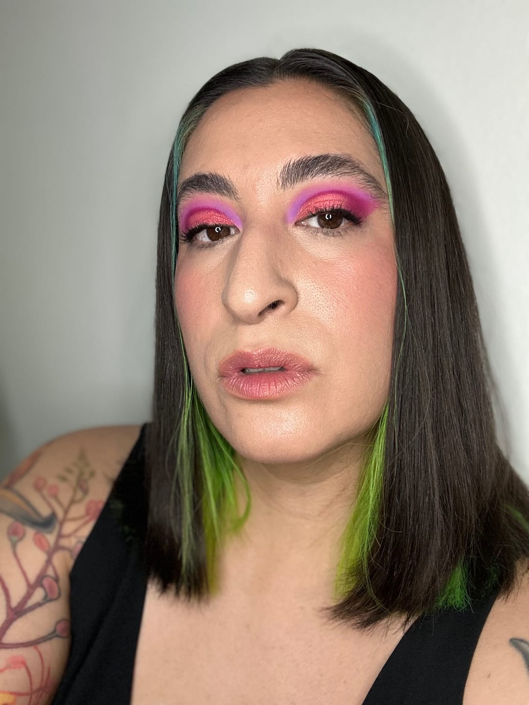 Customer photo review of Glow Lust™ Radiant Luminizer