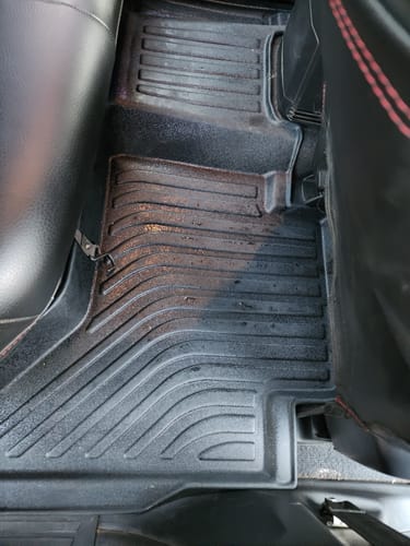 Customer photo review of Pisos Calce Perfecto CHEVROLET DMAX años 2015 al 2020