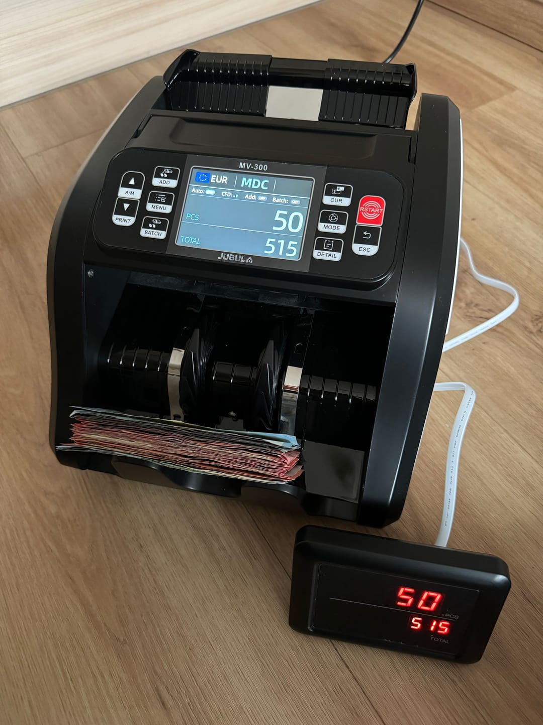 Customer photo review of Jubula MV-300 Banknote Value Counter