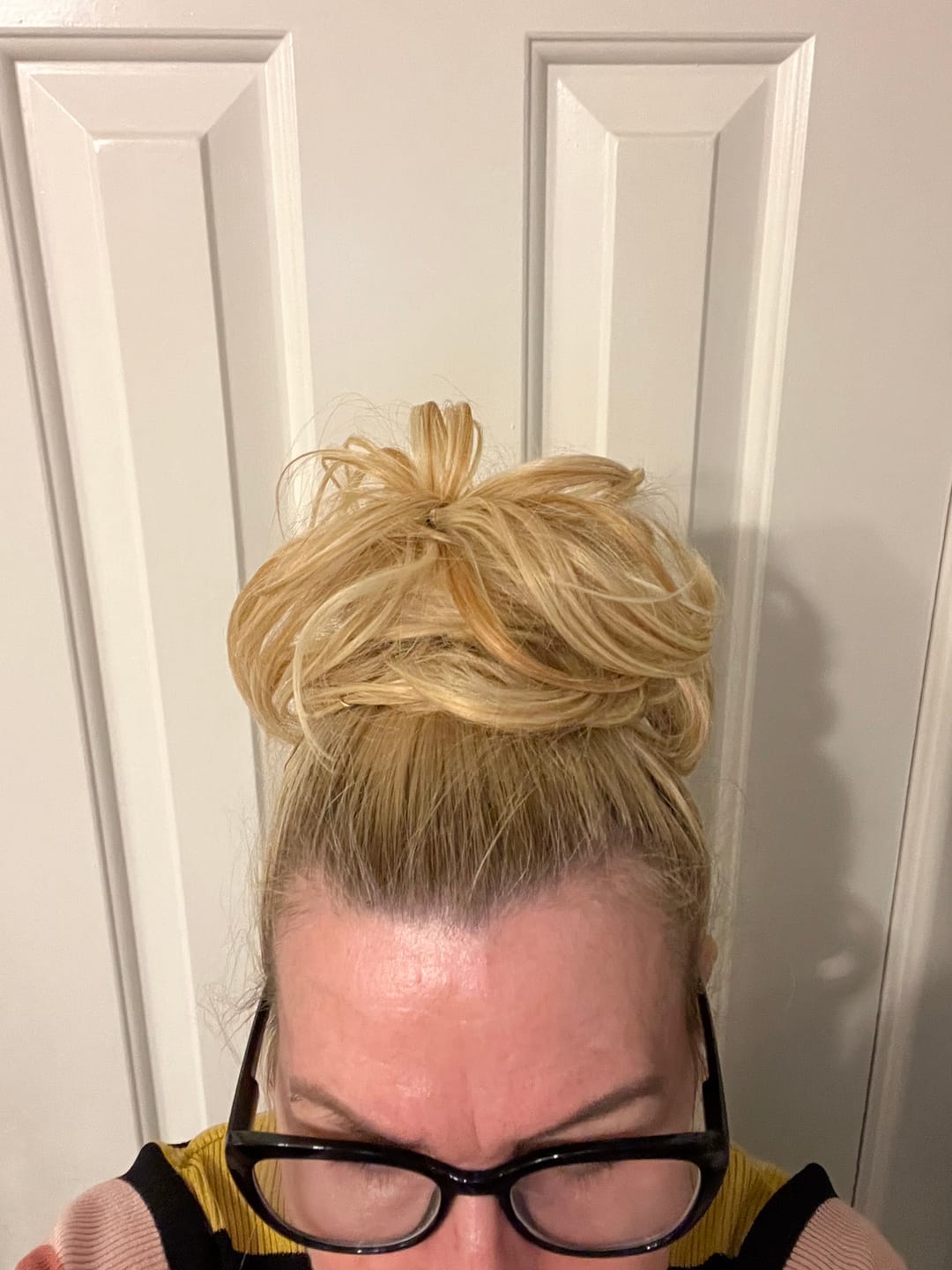Customer photo review of Flicky Messy Scrunchie Bun