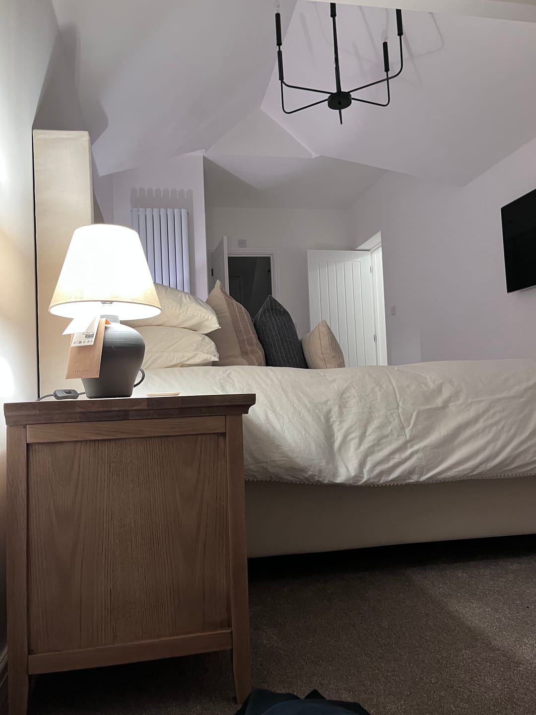 Customer photo review of Venus Linen cream winged bed Ottoman – high headboard, tall headboard, cream bed