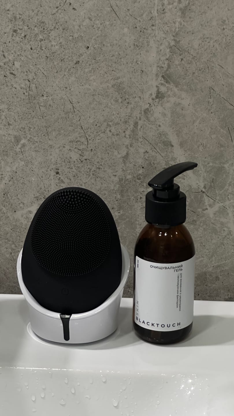 Customer photo review of Електрощітка для очищення та масажу обличчя
