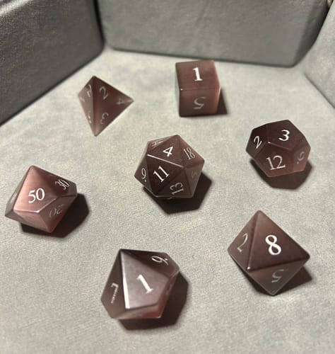 Customer photo review of Katzenauge dark purple