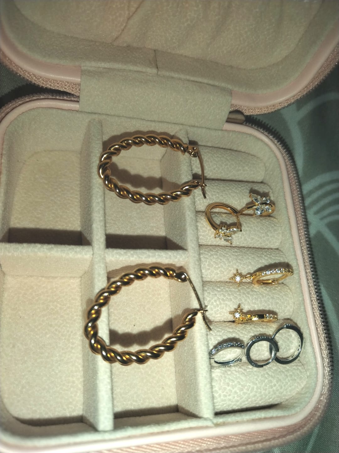Customer photo review of Pendientes Galaxia