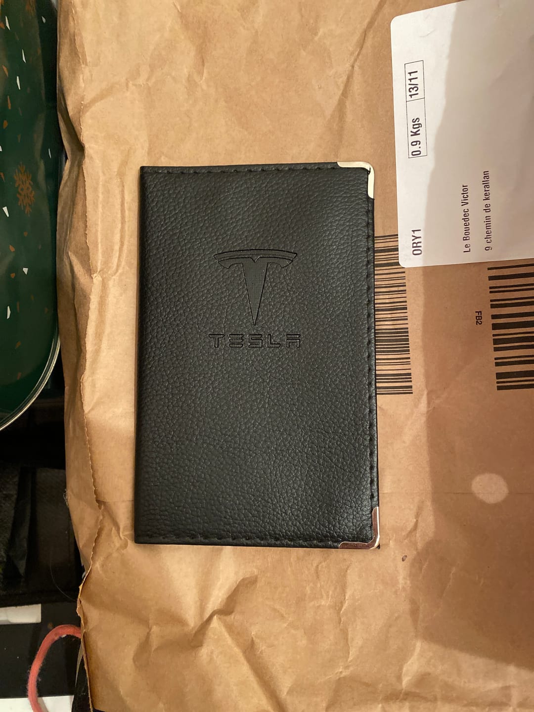 Customer photo review of Porte Carte Grise Tesla
