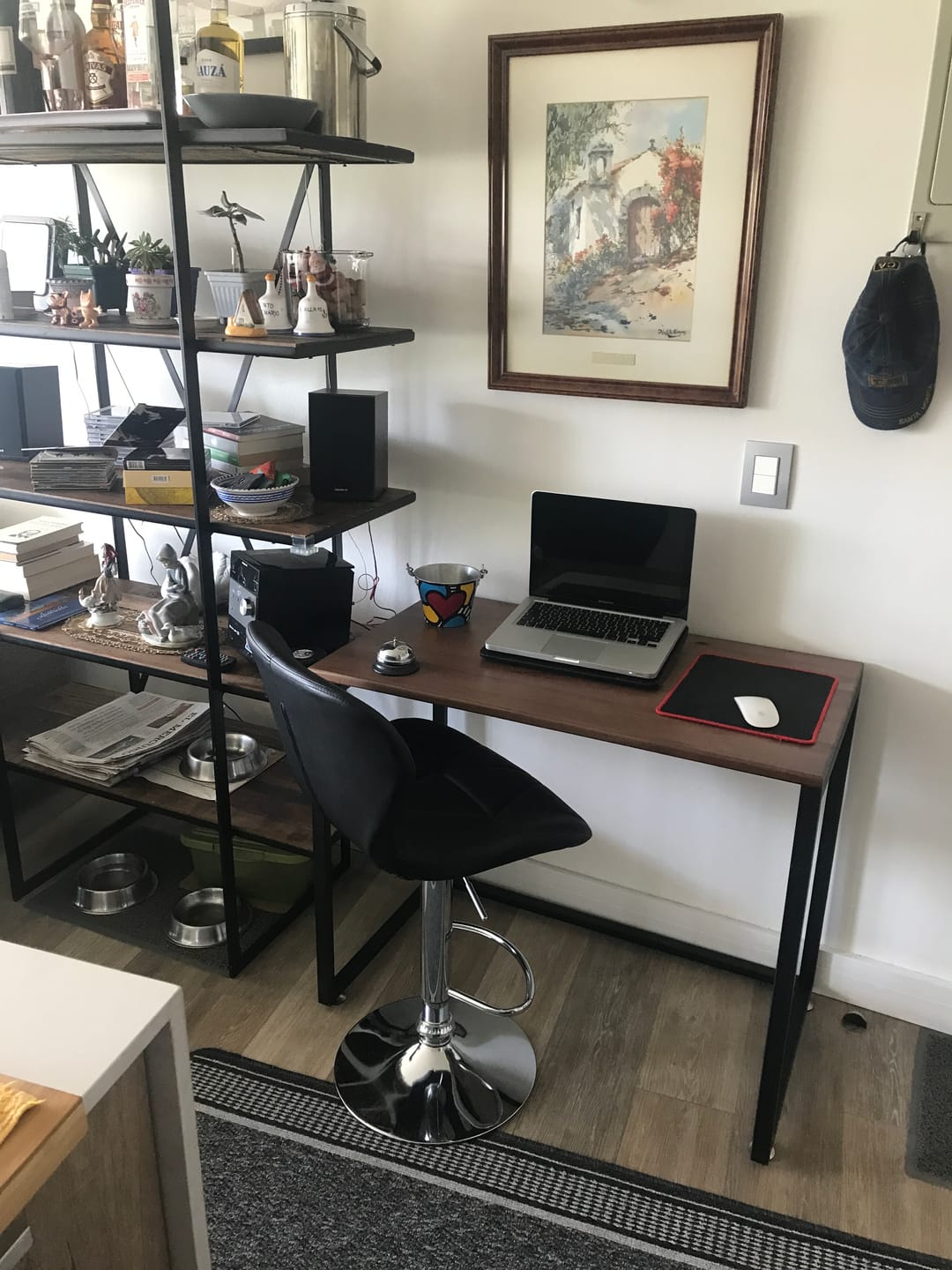 Customer photo review of Escritorio Kallfu Since 2020