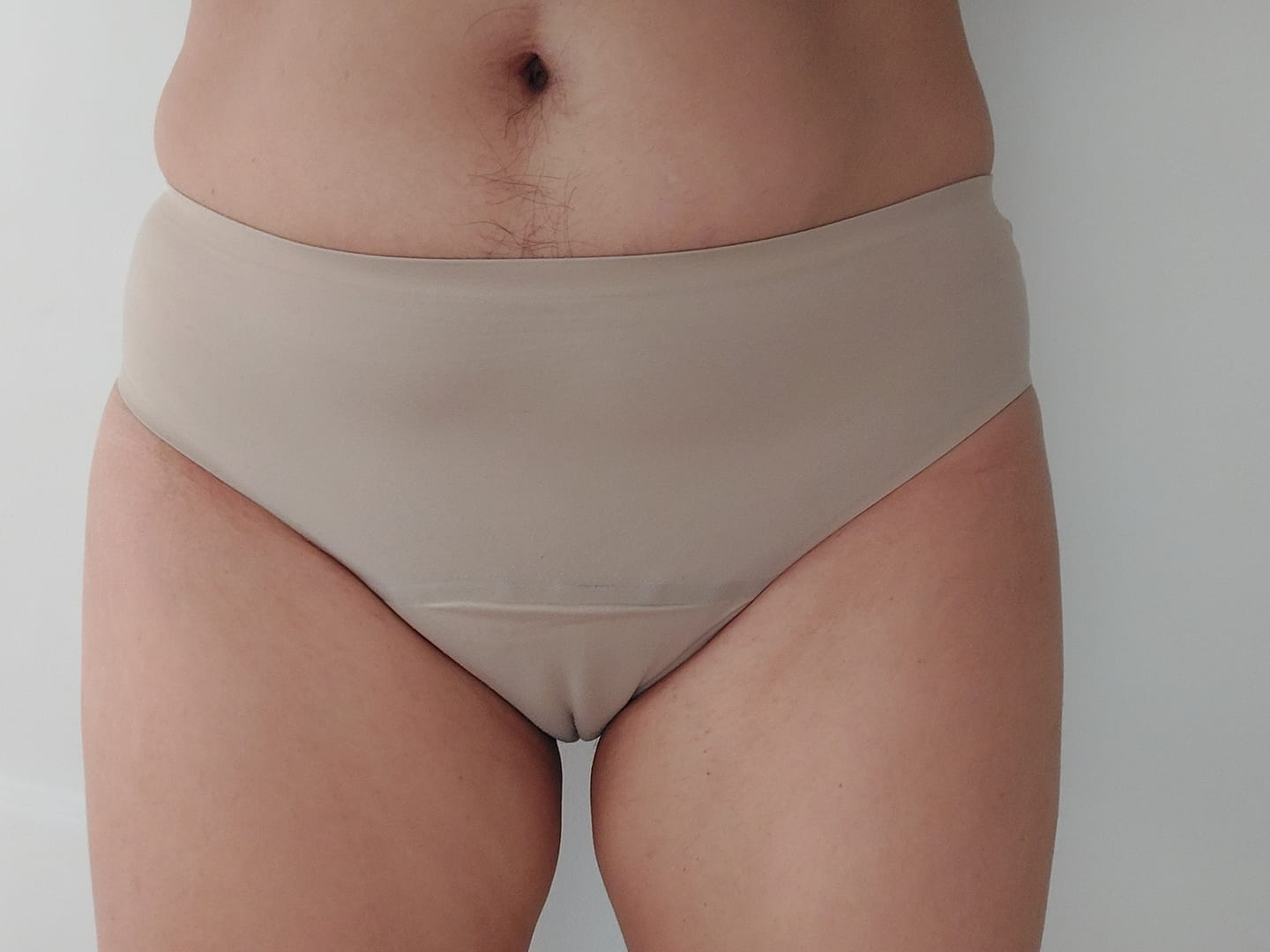 Customer photo review of Culotte Menstruelle Nina sans coutures (taille haute)