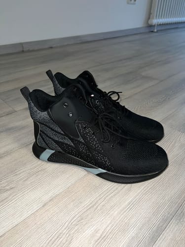 Customer photo review of WorkWell - Orthopädischer Arbeits- & Sicherheitsstiefel