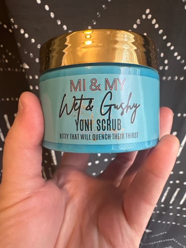 Customer photo review of Wet And Gushy Yoni Scrub