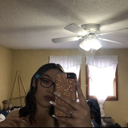 Customer photo review of Stormi