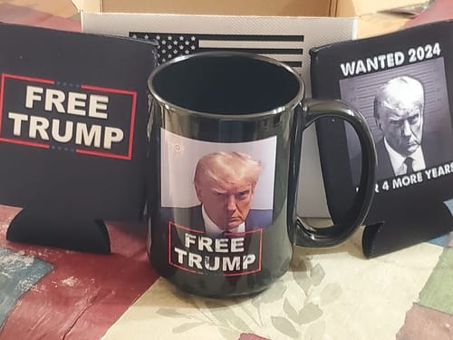 Customer photo review of Free Trump 15oz Coffee Mug