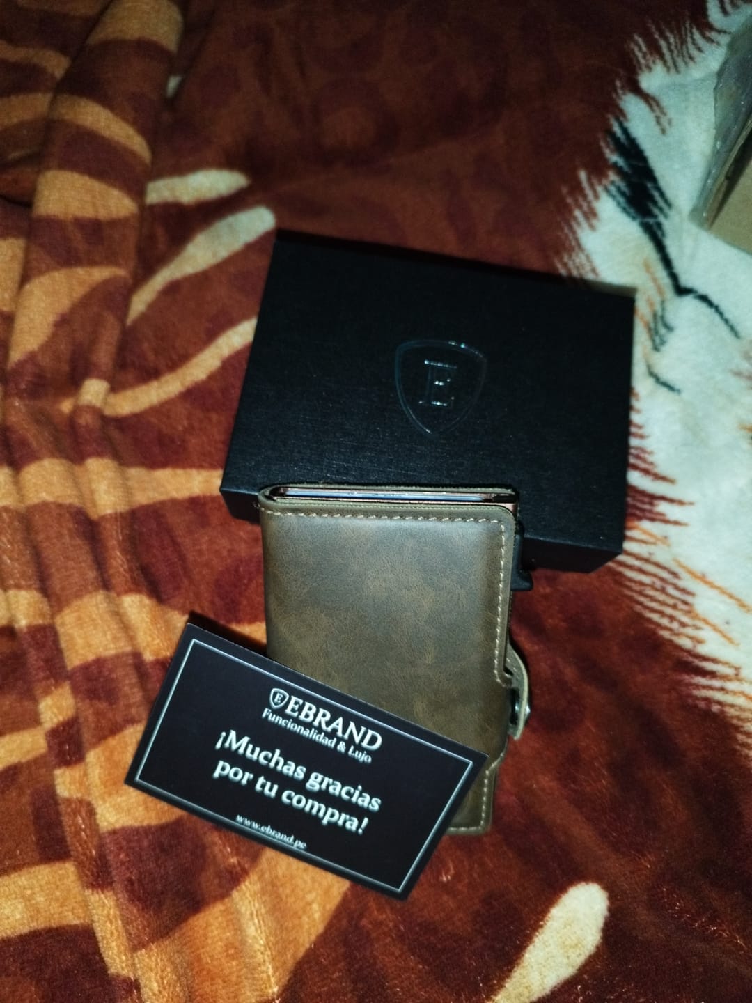 Customer photo review of E-DARK BROWN