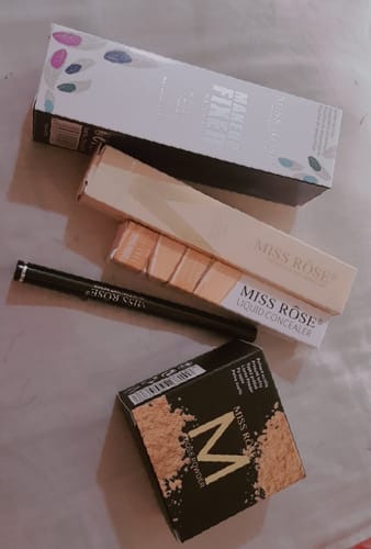 Customer photo review of Miss Rose Silk Flawless Foundation