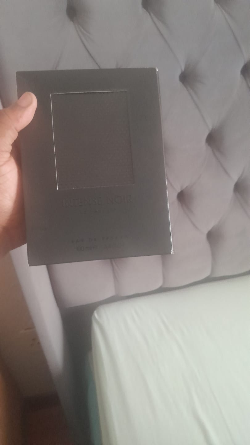 Customer photo review of Intense Noir Le Parfum EDP 100ml