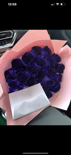 Customer photo review of Glitter Purple Rose Bouquet