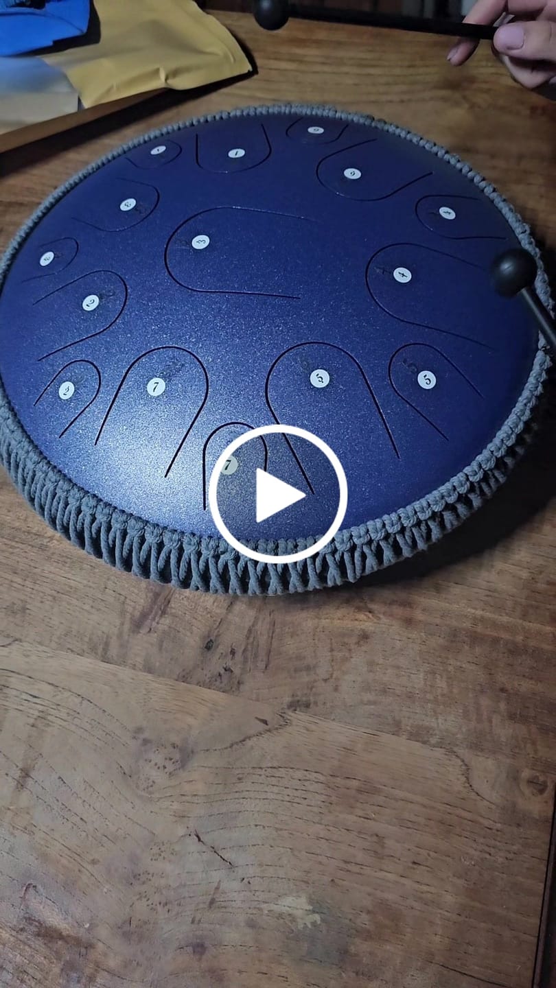 Customer video review of Hluru Steel Tongue Drum 14" 15-Note D Major (8 Colours)
