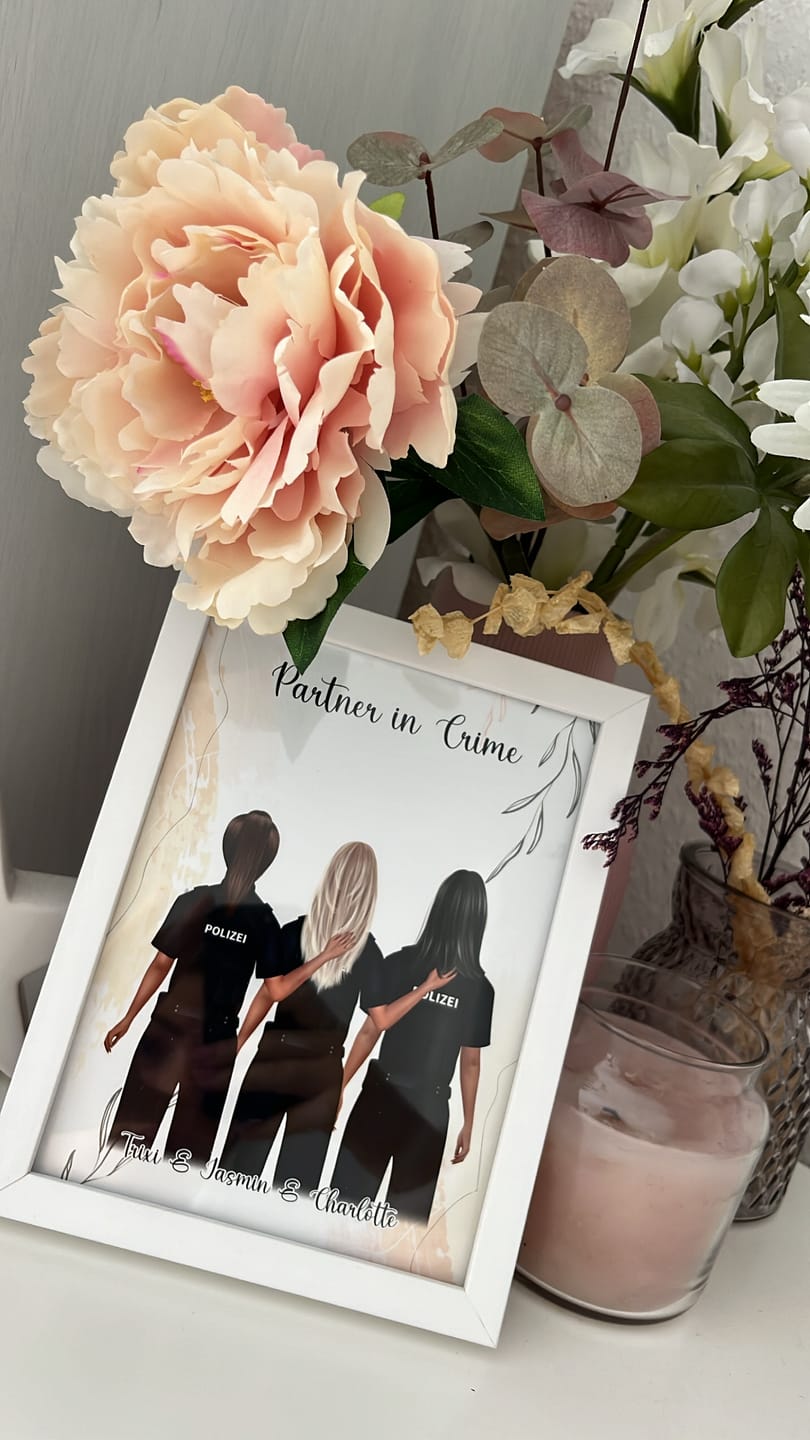 Customer photo review of 2-4 Polizistinnen Poster