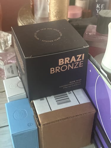 Customer photo review of Glow n’ Go Body Polish