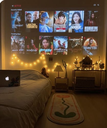 Customer photo review of MovieHub™ Ultra HD Projector + FREE Projector Screen