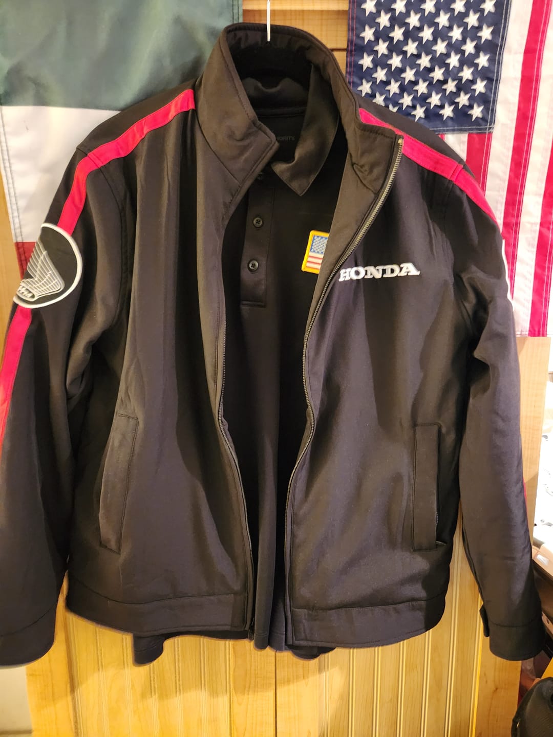 Customer photo review of Honda Racing Soft Shell Jacket (1968)