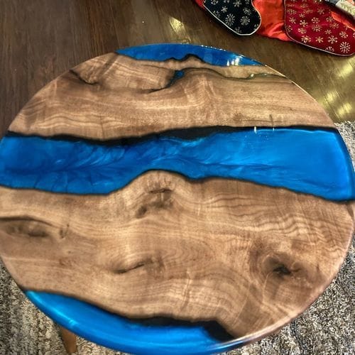 Customer photo review of Yan Sehpa ve Orta Sehpa Ceviz Ağacı ve Epoksi Birleşimi Mavi Nehir