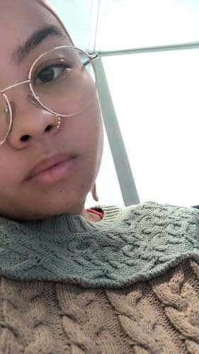 Customer photo review of Le vrai piercing Amalya